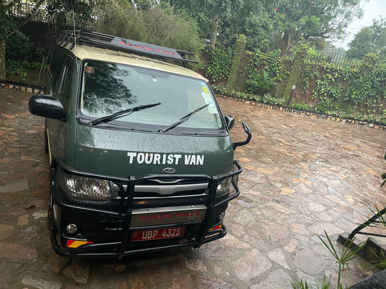 Safari van rentals Uganda