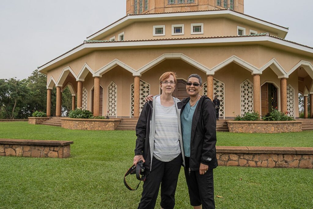 Tourists visit Bahai temple 