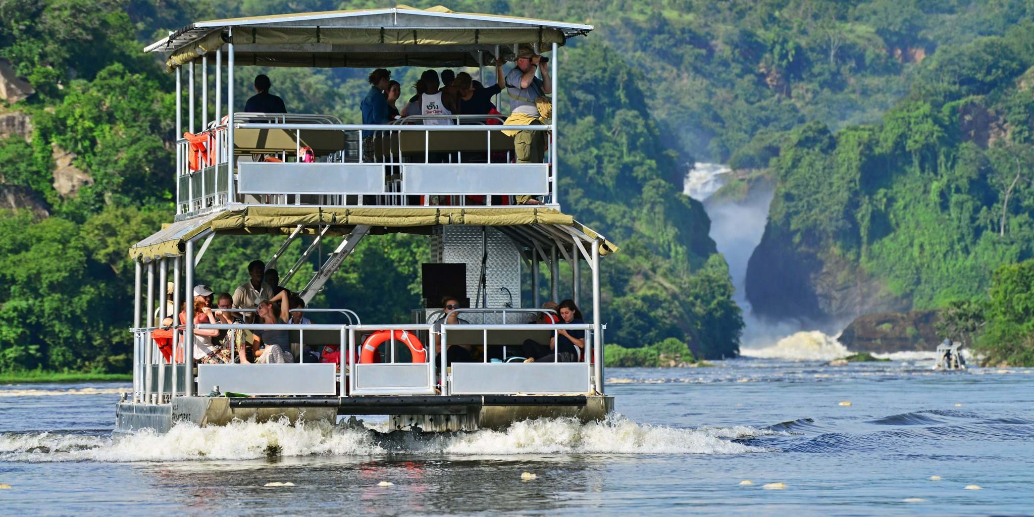 Boat cruise to Murchison falls